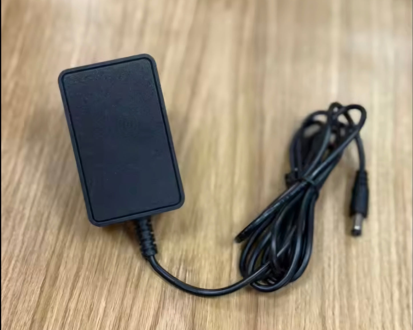 12V AC/DC Adapter 230V 1M Kabel